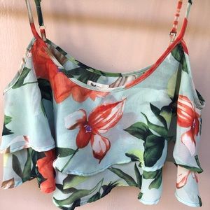 **SOLD** Show Me Your Mumu Crop Top Medium